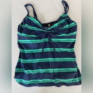 Great shape LANDS END Swim top in navy and green! Built in underwire bra.